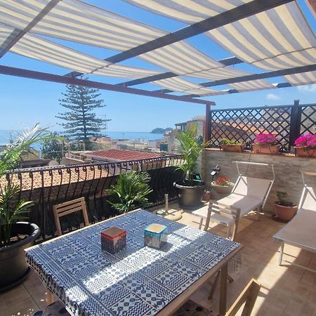 Апартаменты Terrazza Enjoy Летоянни Экстерьер фото